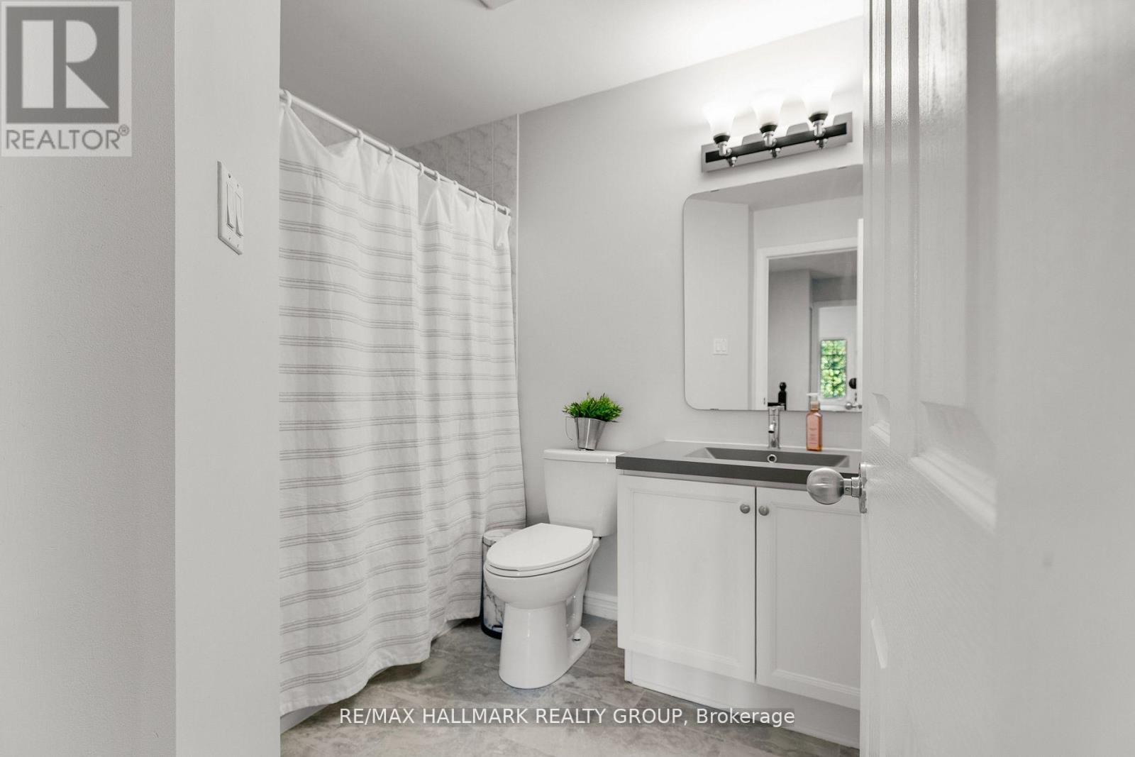 31 Saddlesmith Circle