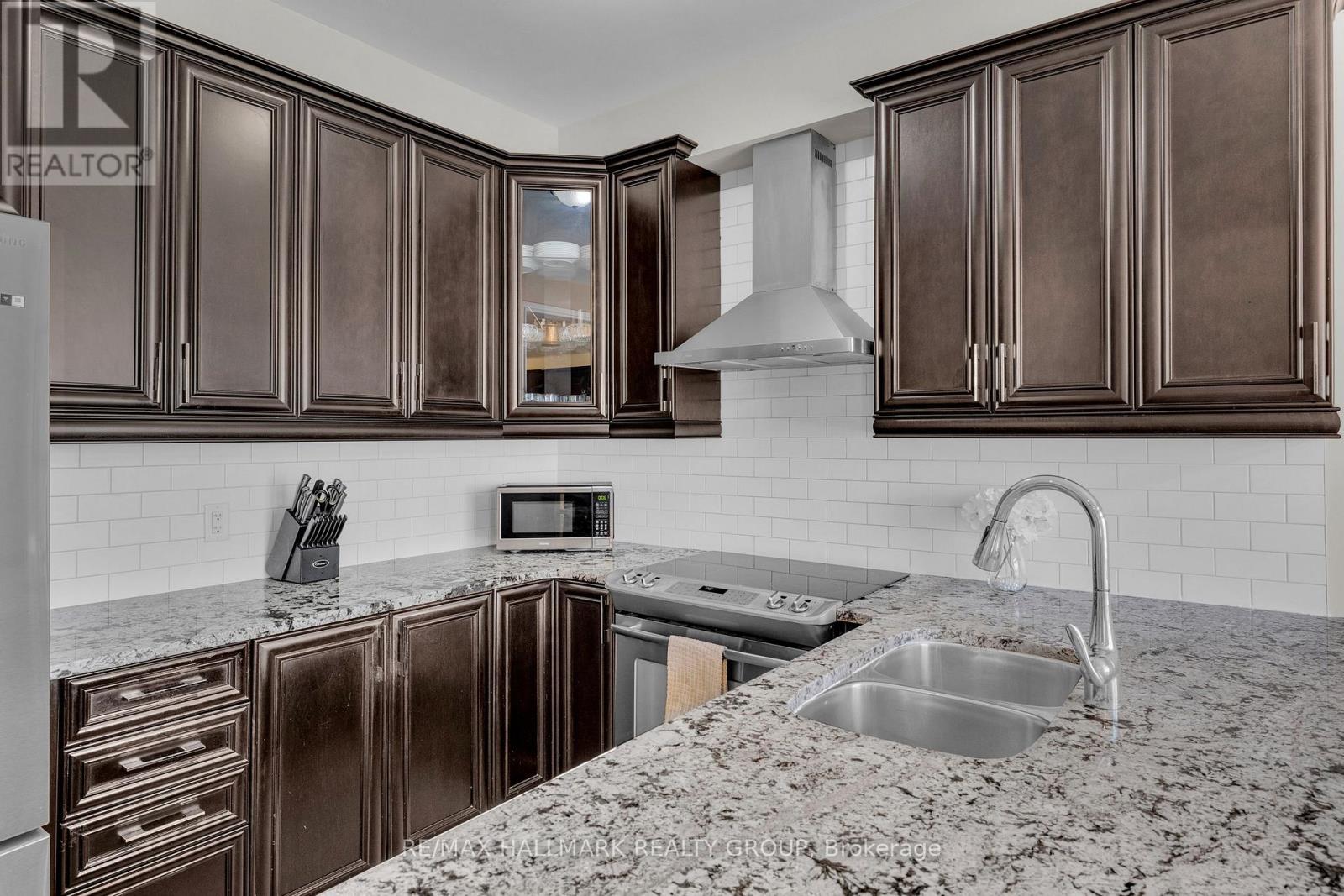 229 Meadowbreeze Drive