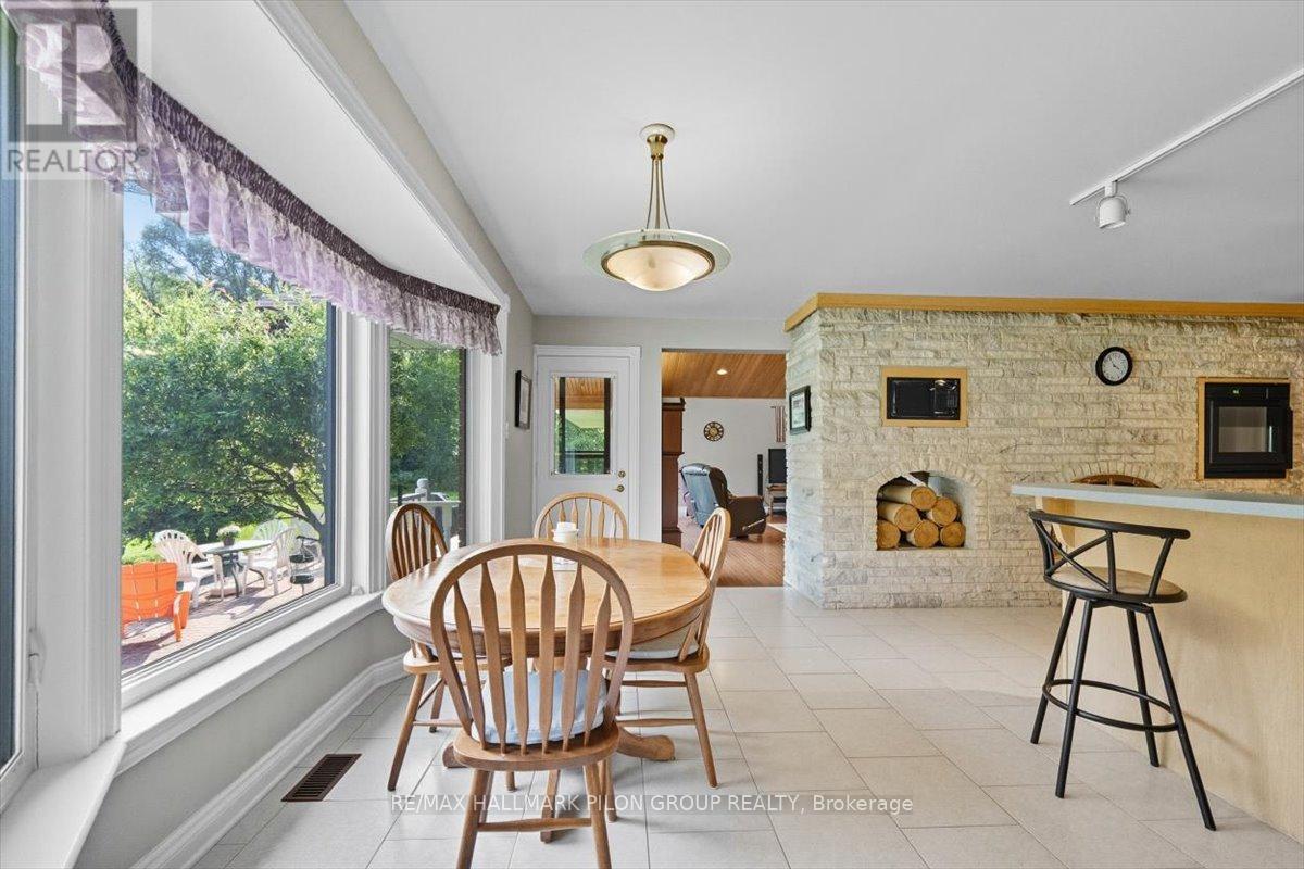 1717 Lakeshore Drive