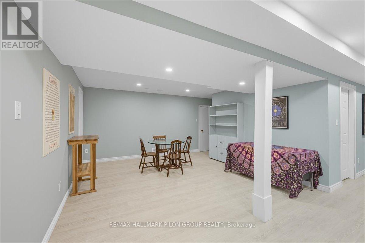 1717 Lakeshore Drive