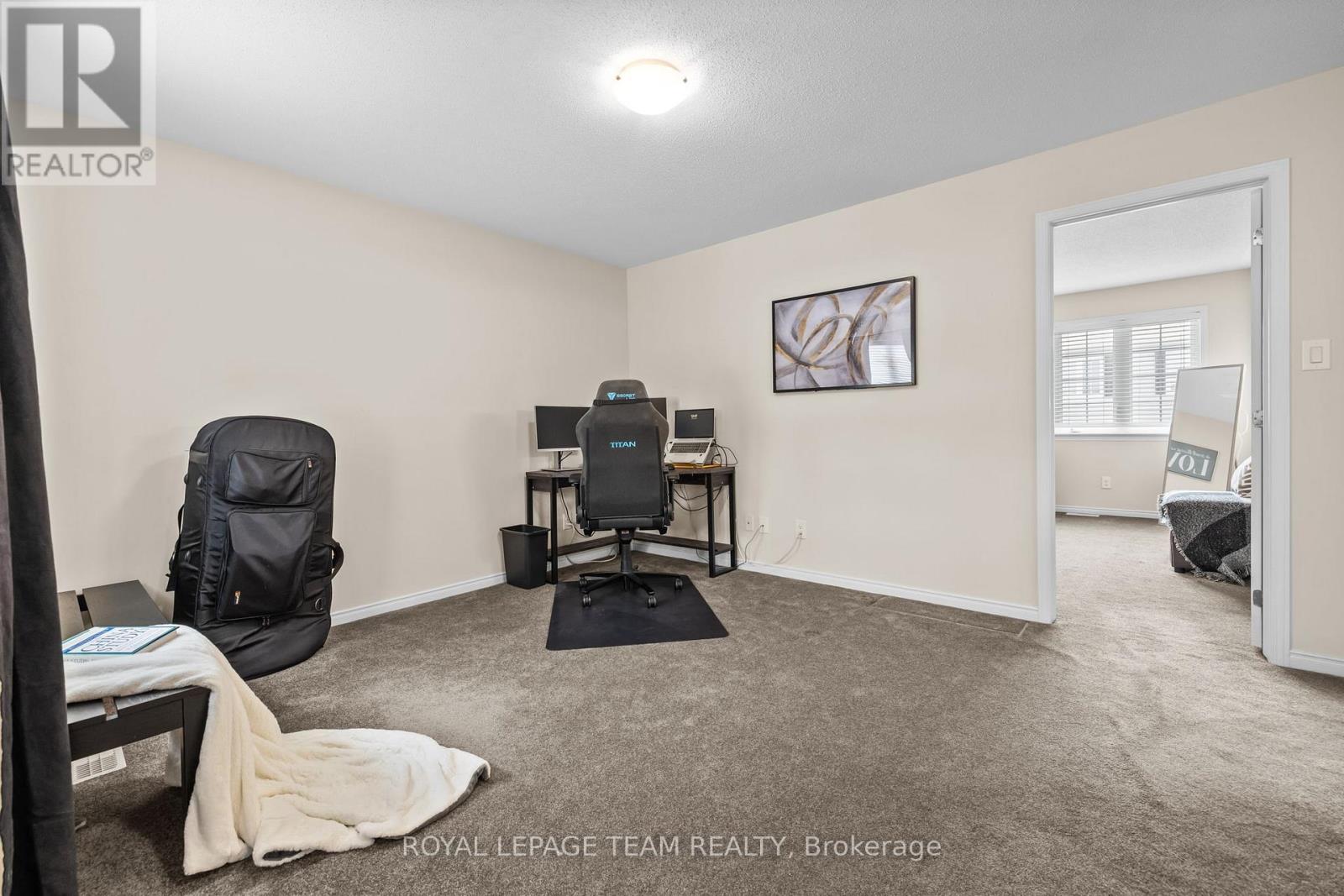 117 Urbancrest Private