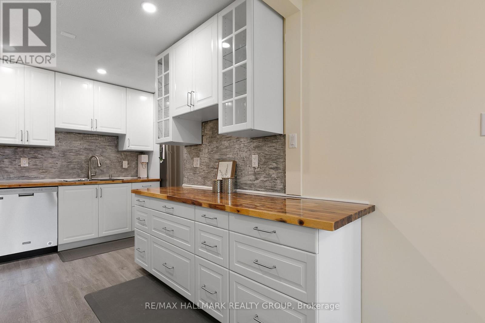 24 - 2652 Moncton Road