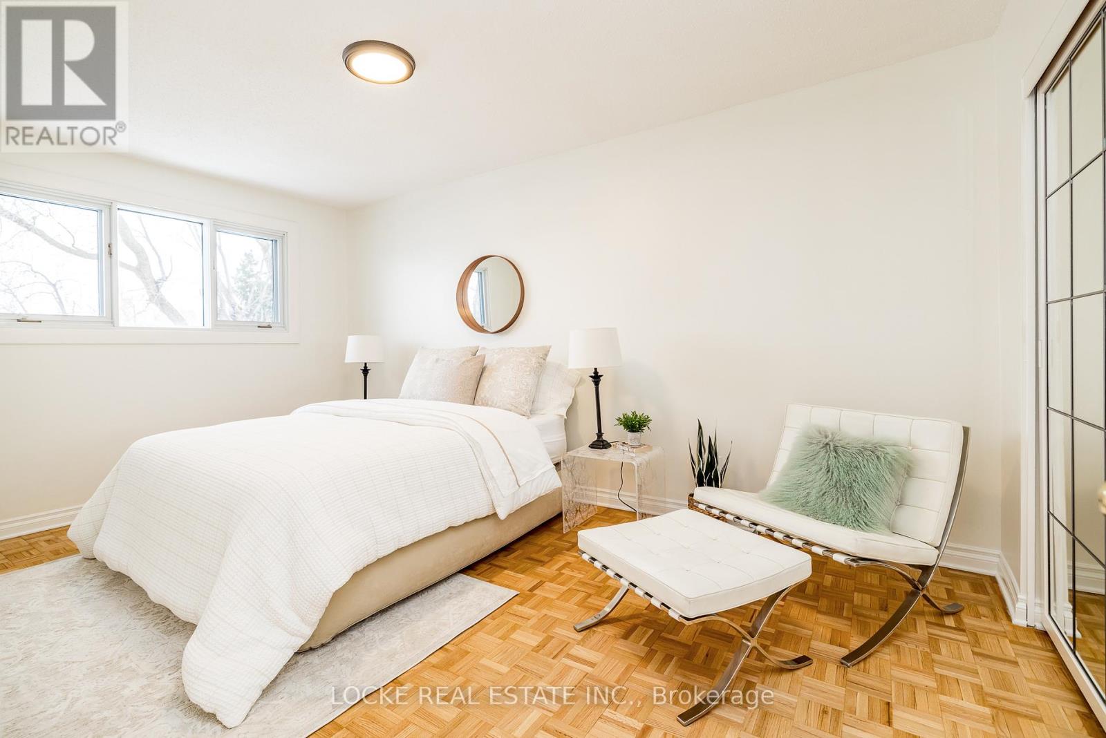 22 - 550 Straby Avenue