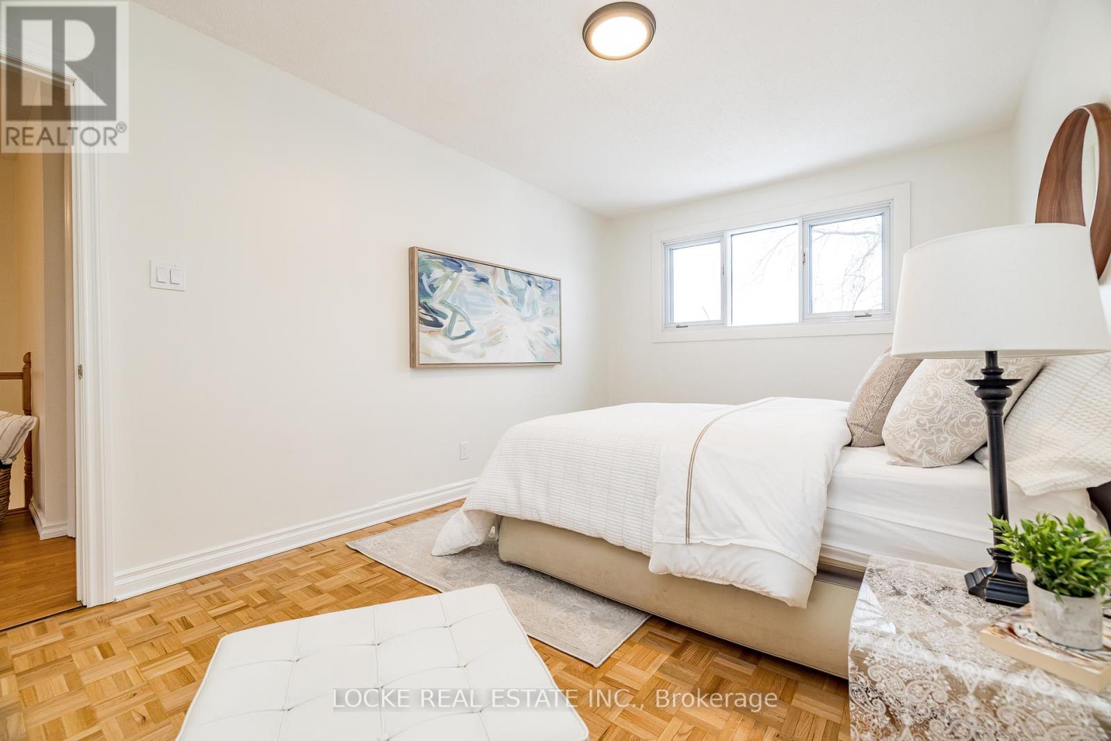 22 - 550 Straby Avenue