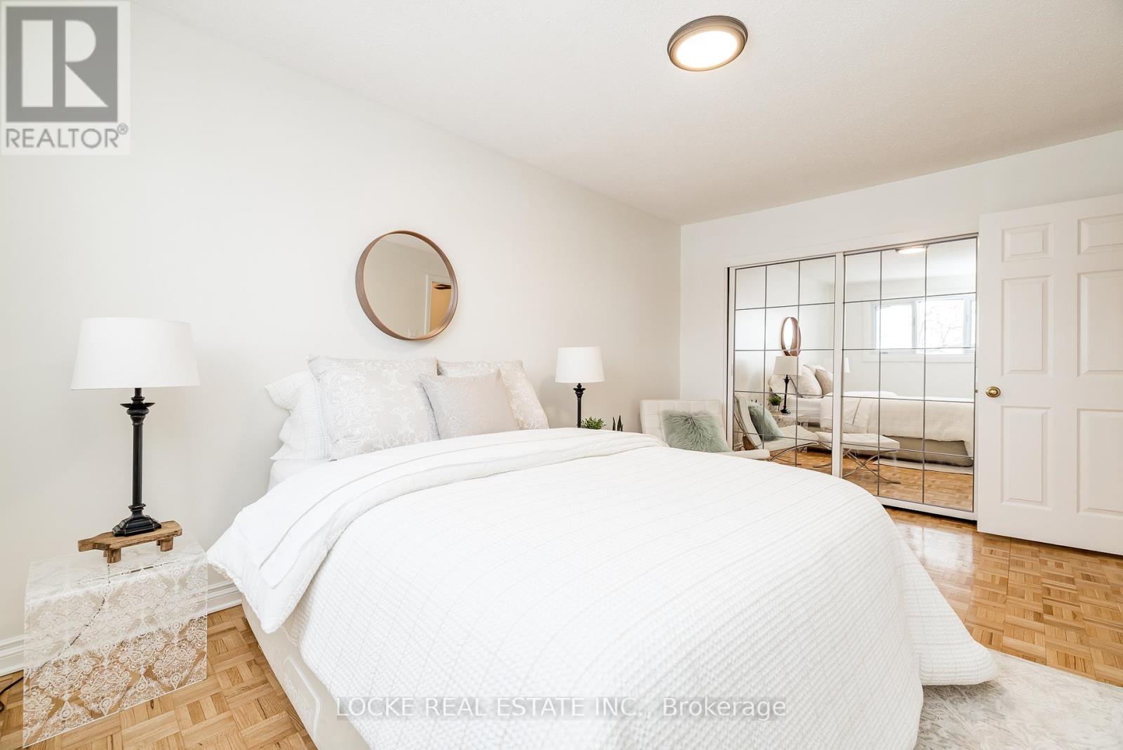 22 - 550 Straby Avenue