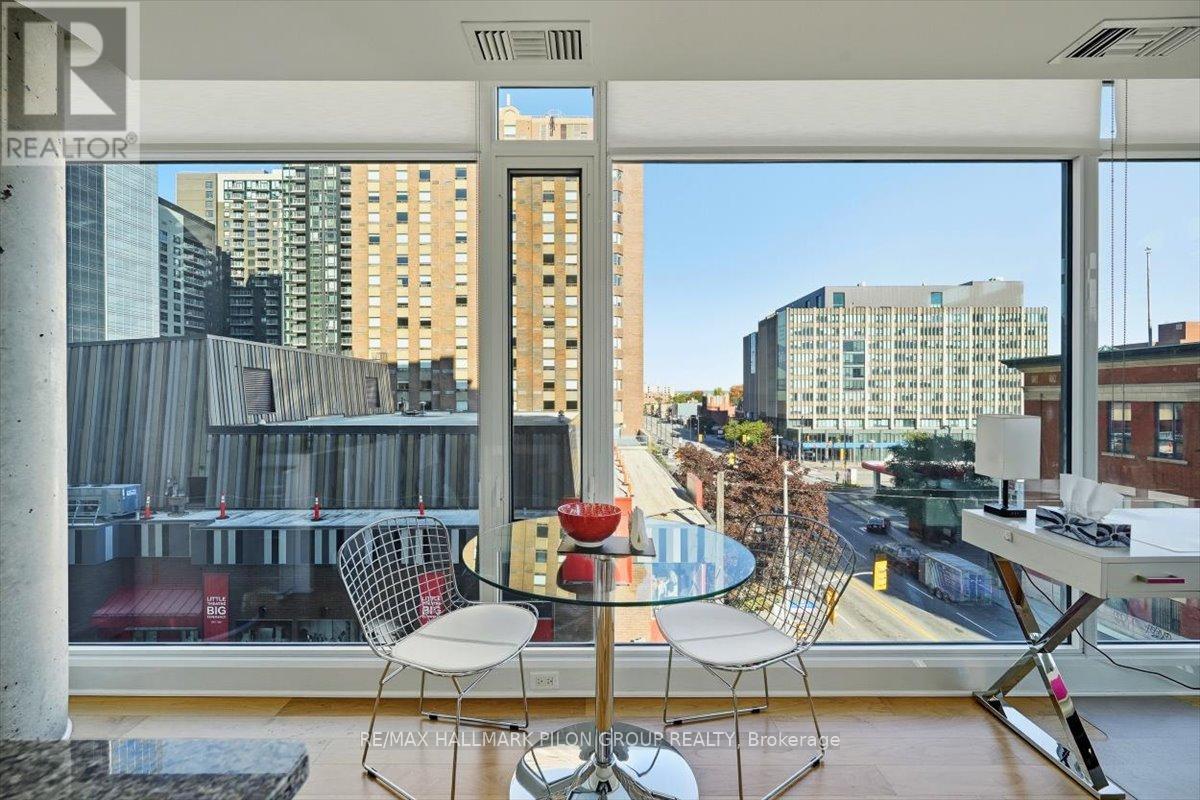 413 - 238 Besserer Street