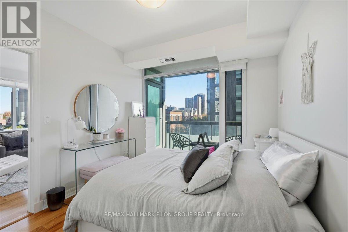 413 - 238 Besserer Street