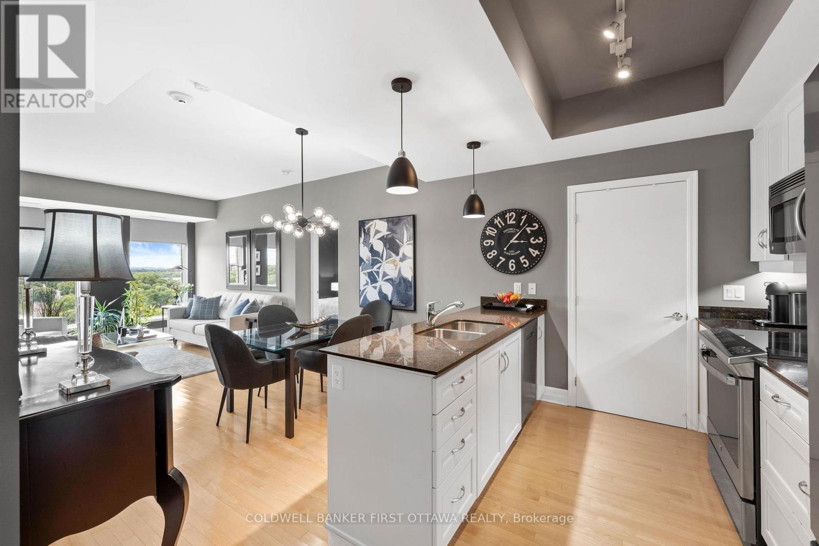 1006 - 75 Cleary Avenue