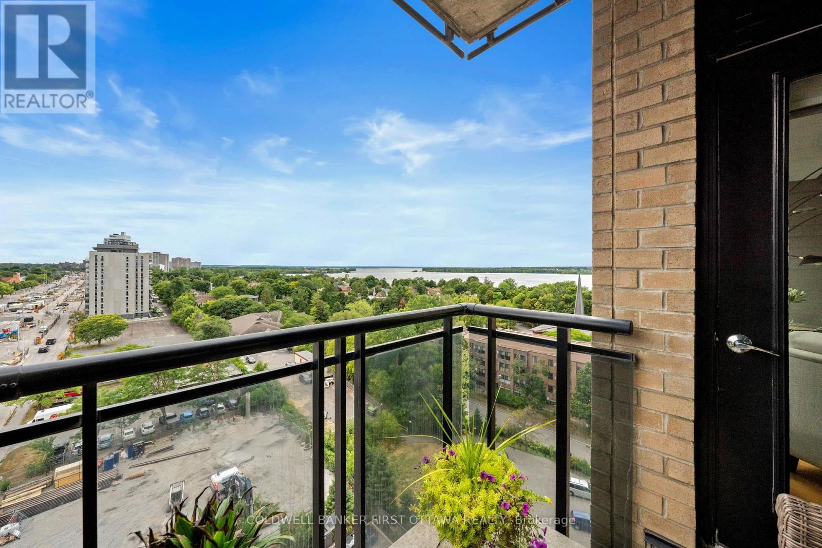 1006 - 75 Cleary Avenue