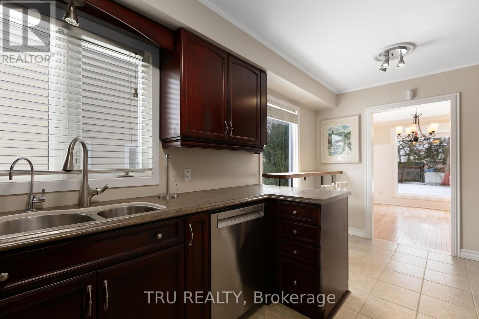 1078 St Emmanuel Terrace