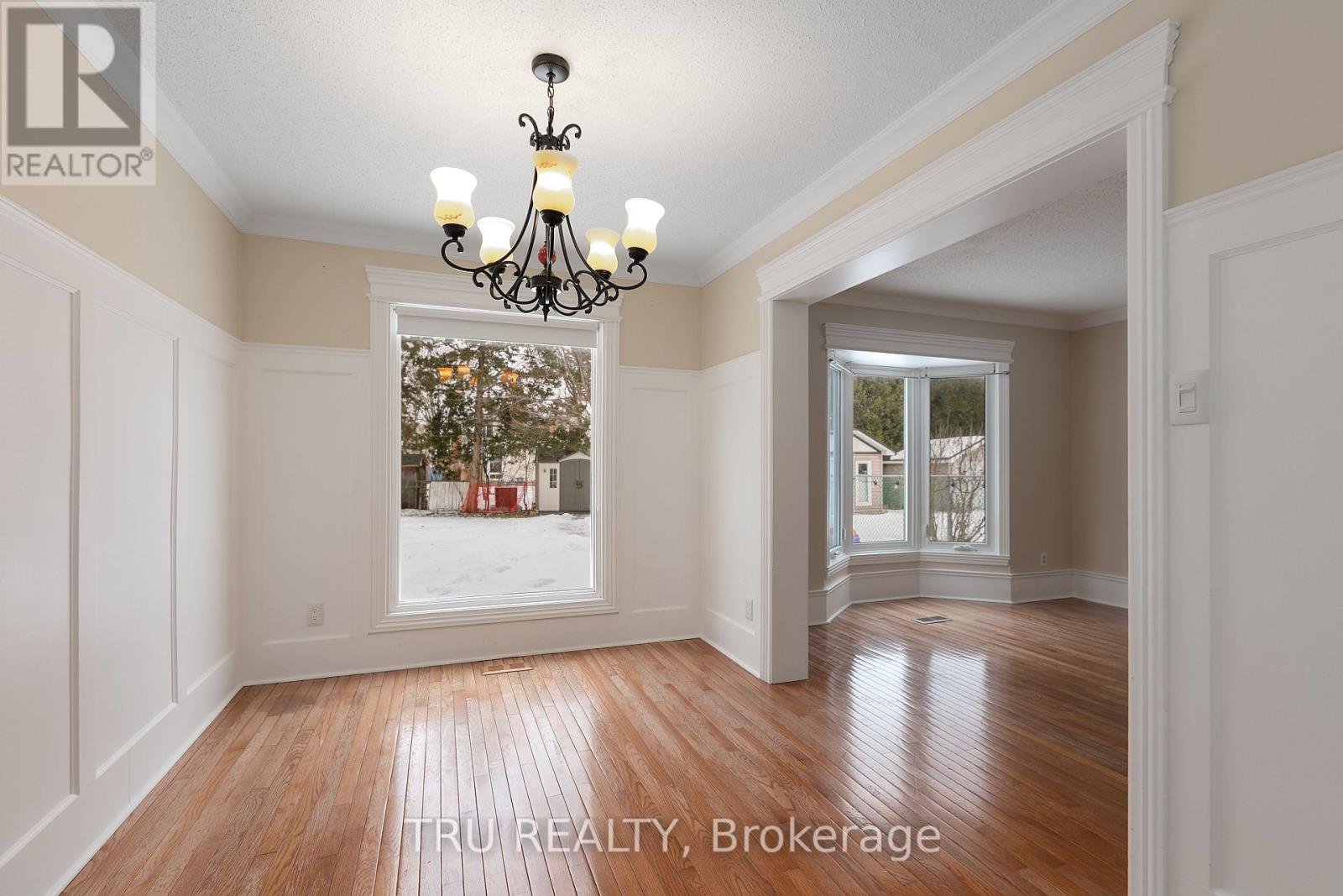 1078 St Emmanuel Terrace