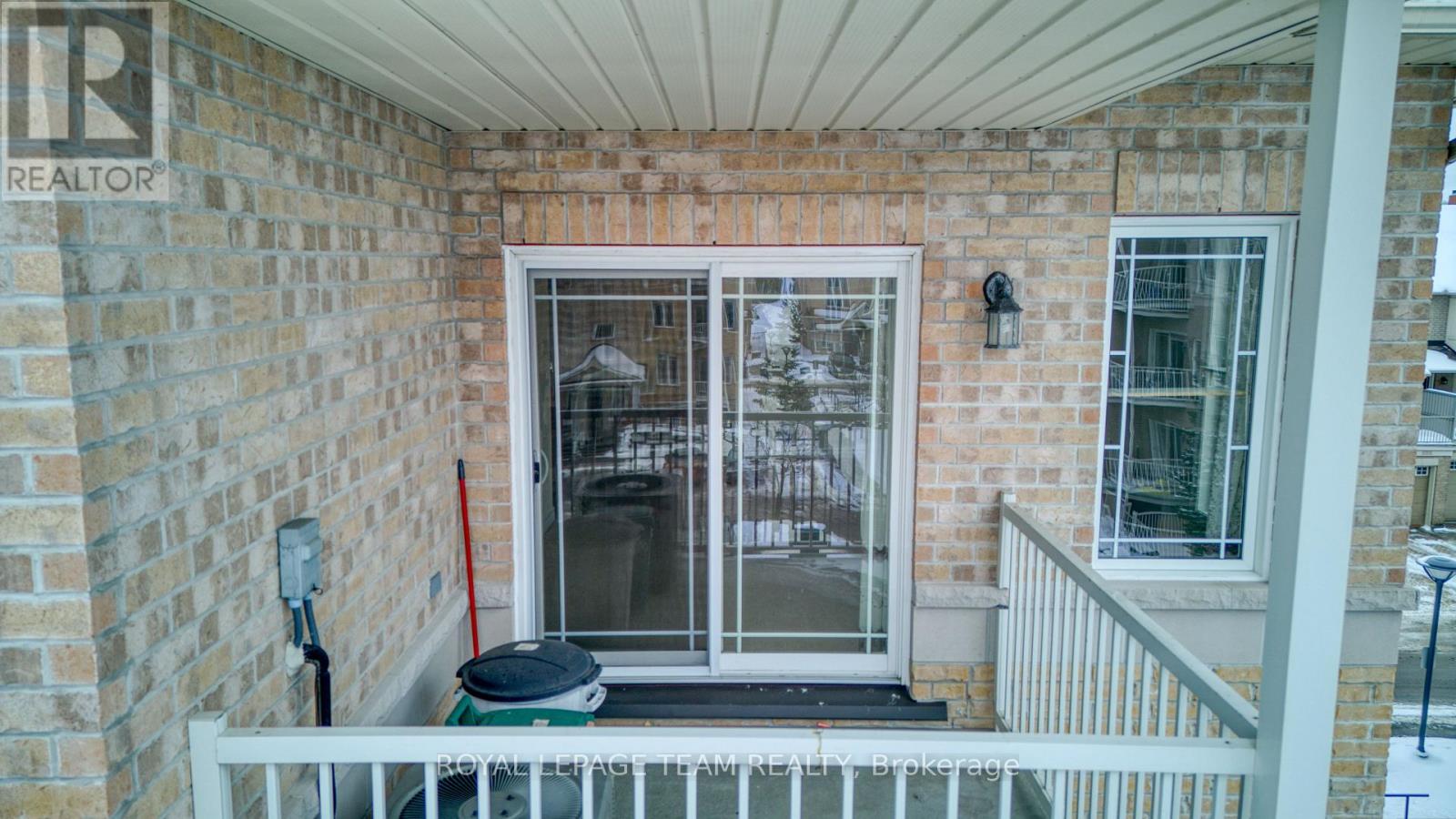 7 - 176 Paseo Private