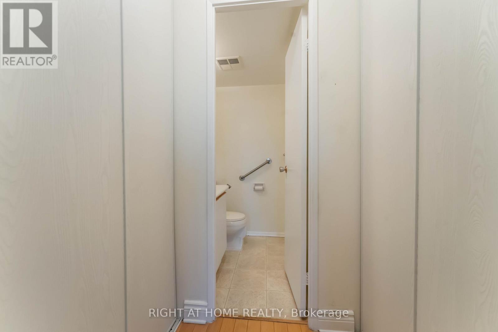 903 - 555 Brittany Drive