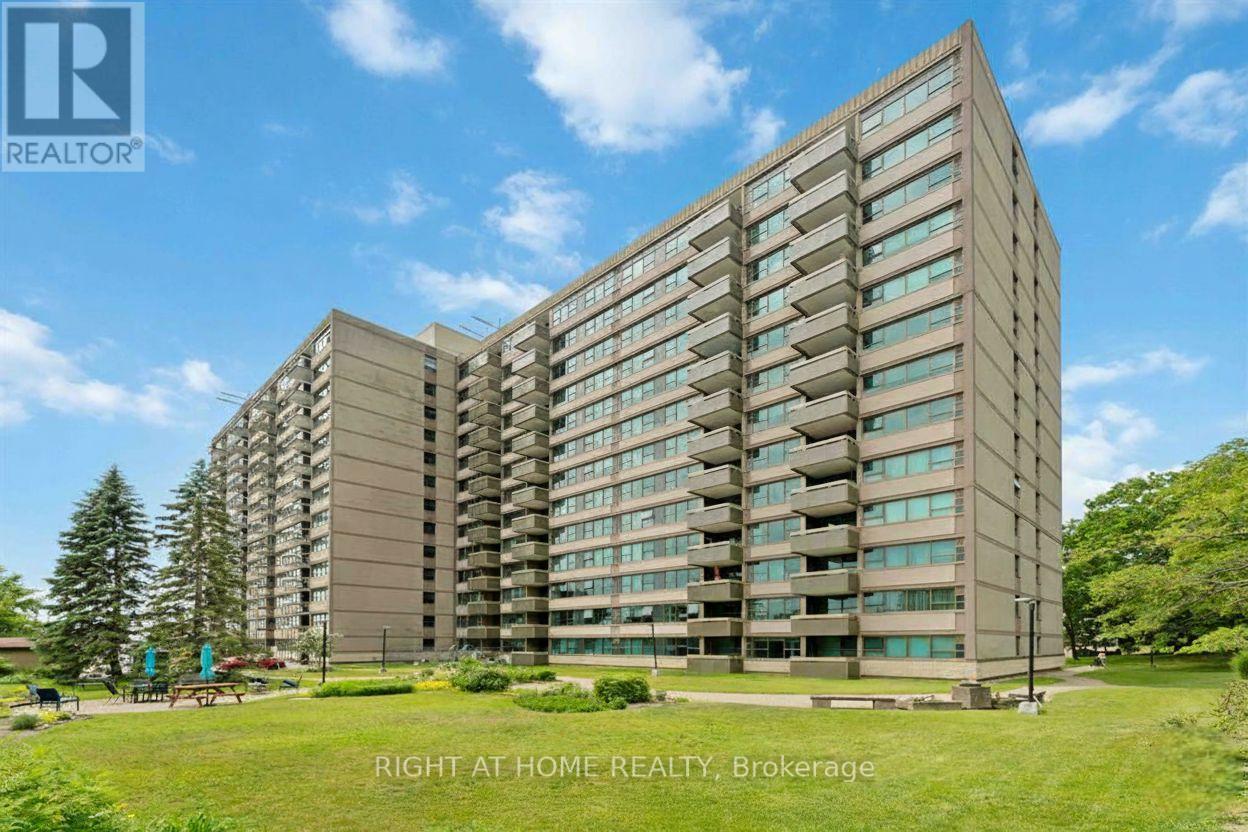 903 - 555 Brittany Drive