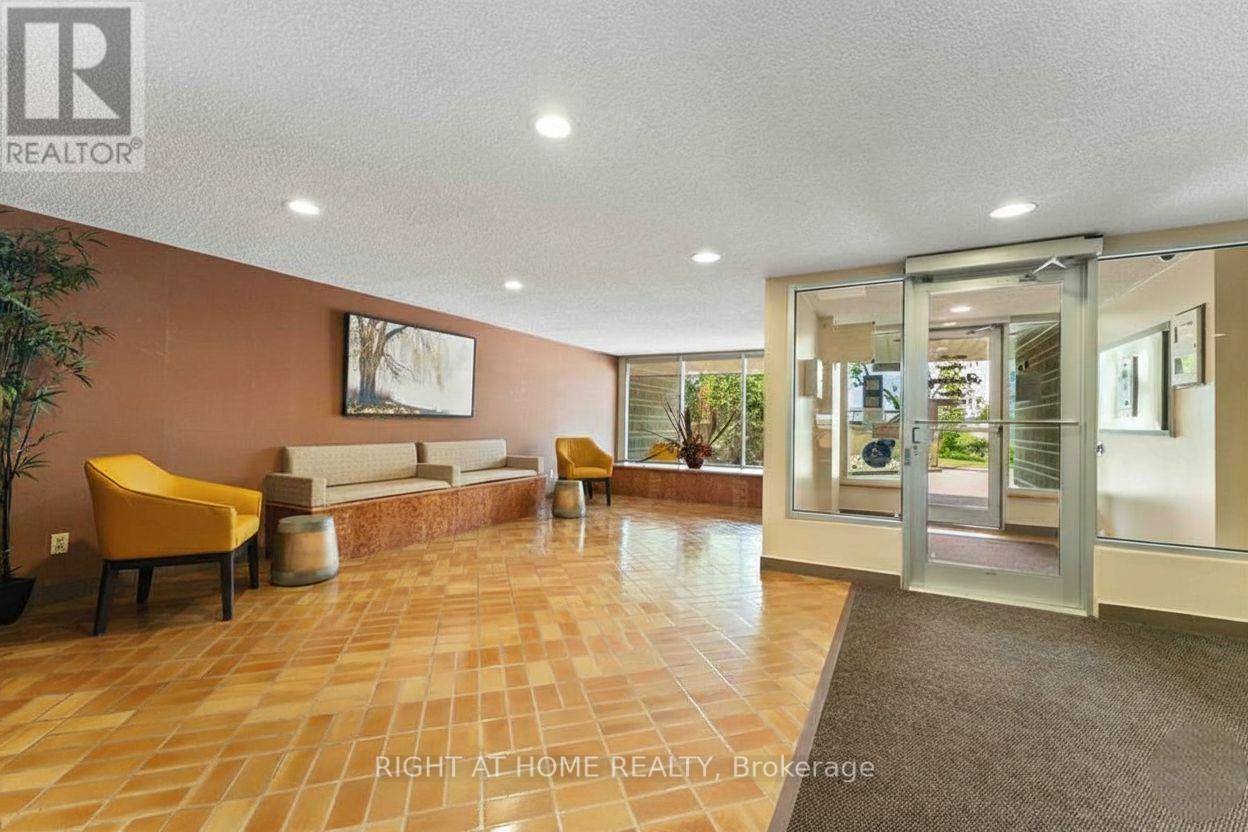 903 - 555 Brittany Drive