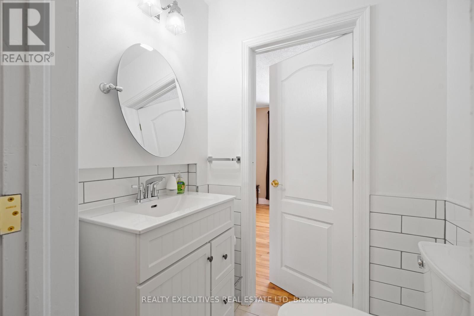 7725 Lawrence Street