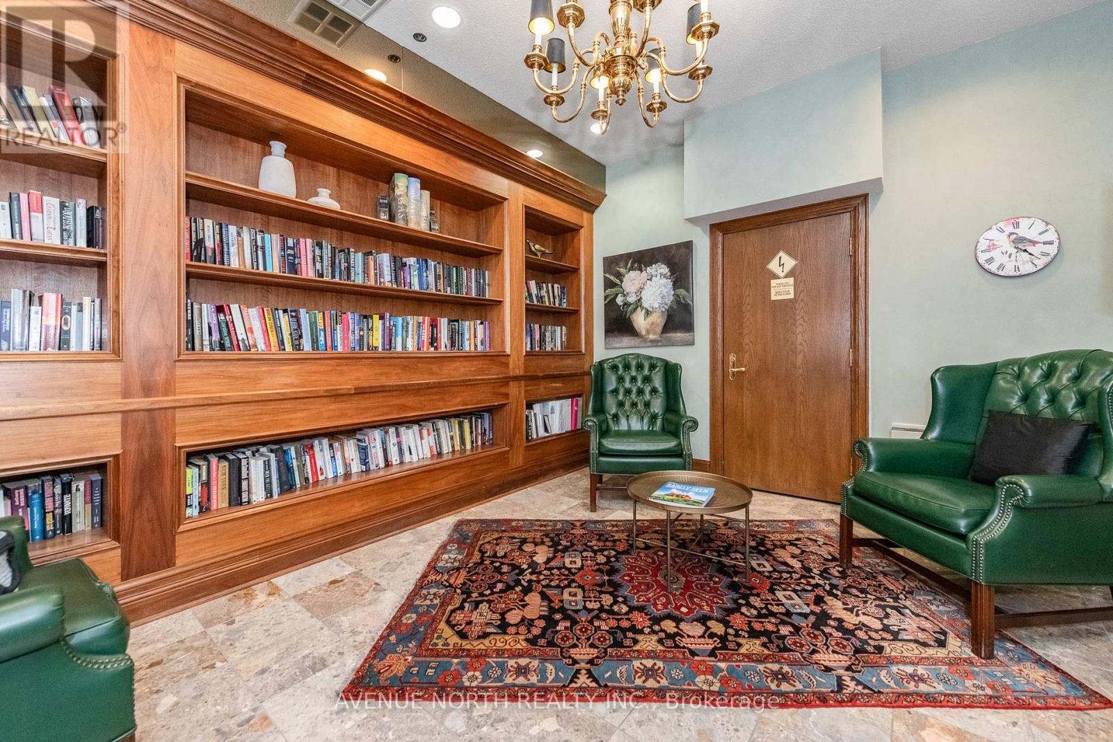 606 - 1480 Riverside Drive