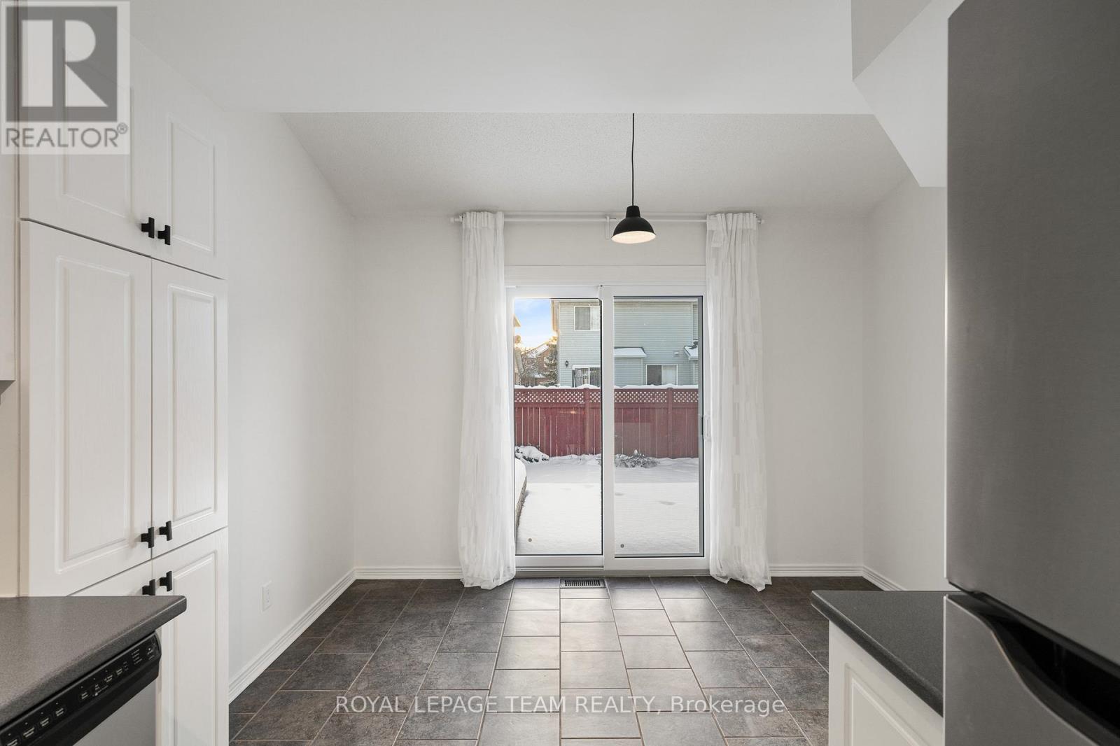 32 Bishops Mills Way