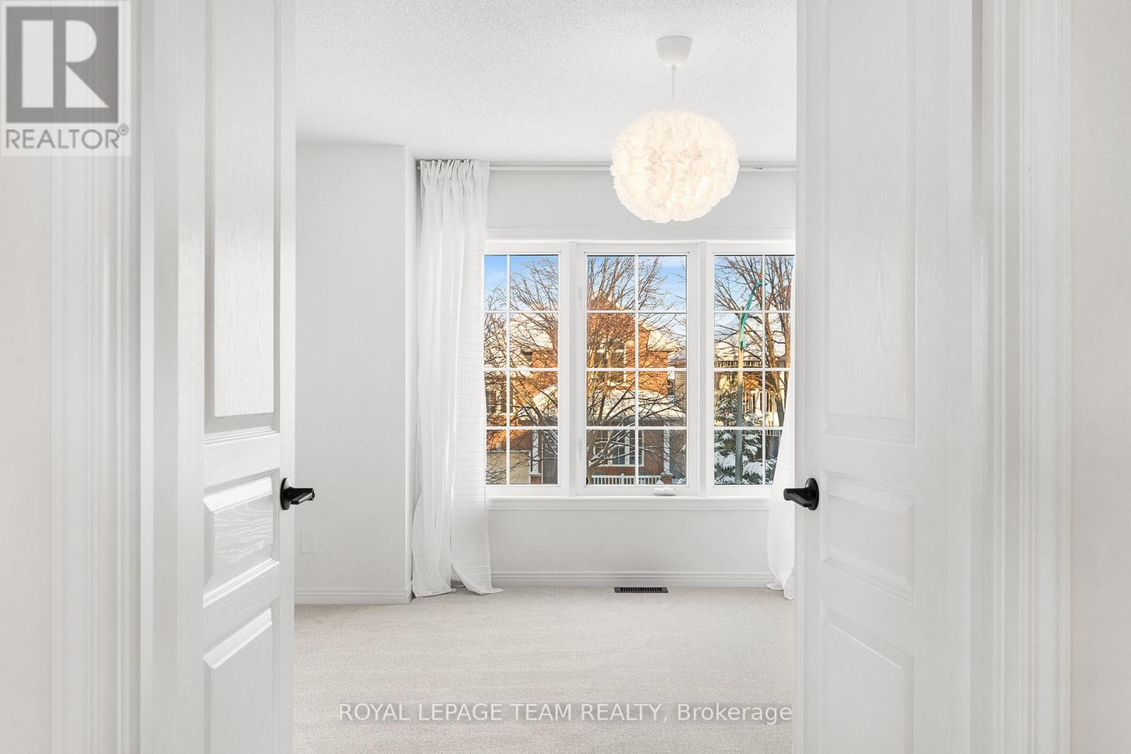 32 Bishops Mills Way