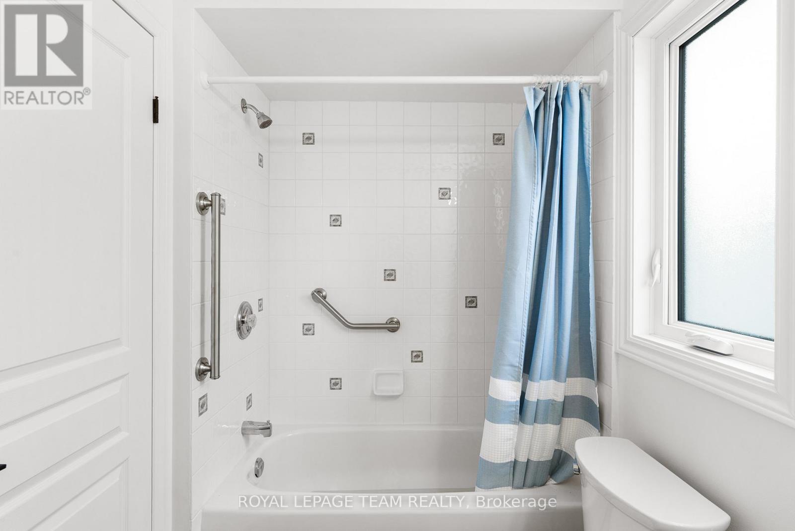 32 Bishops Mills Way