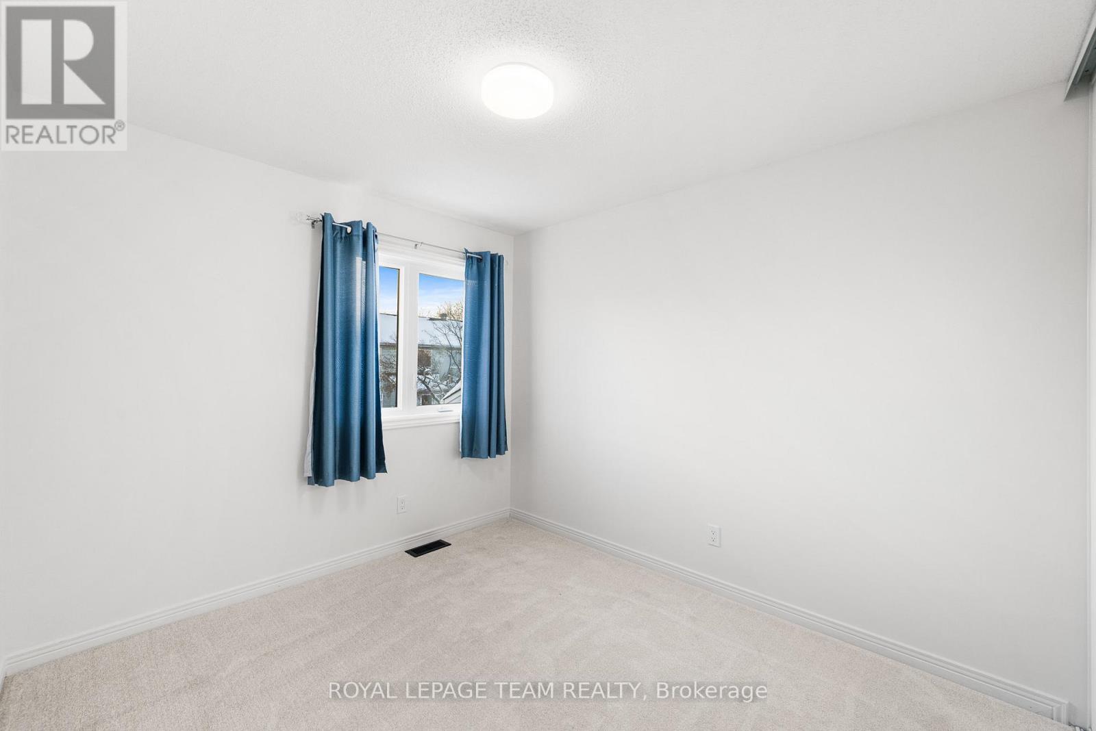 32 Bishops Mills Way