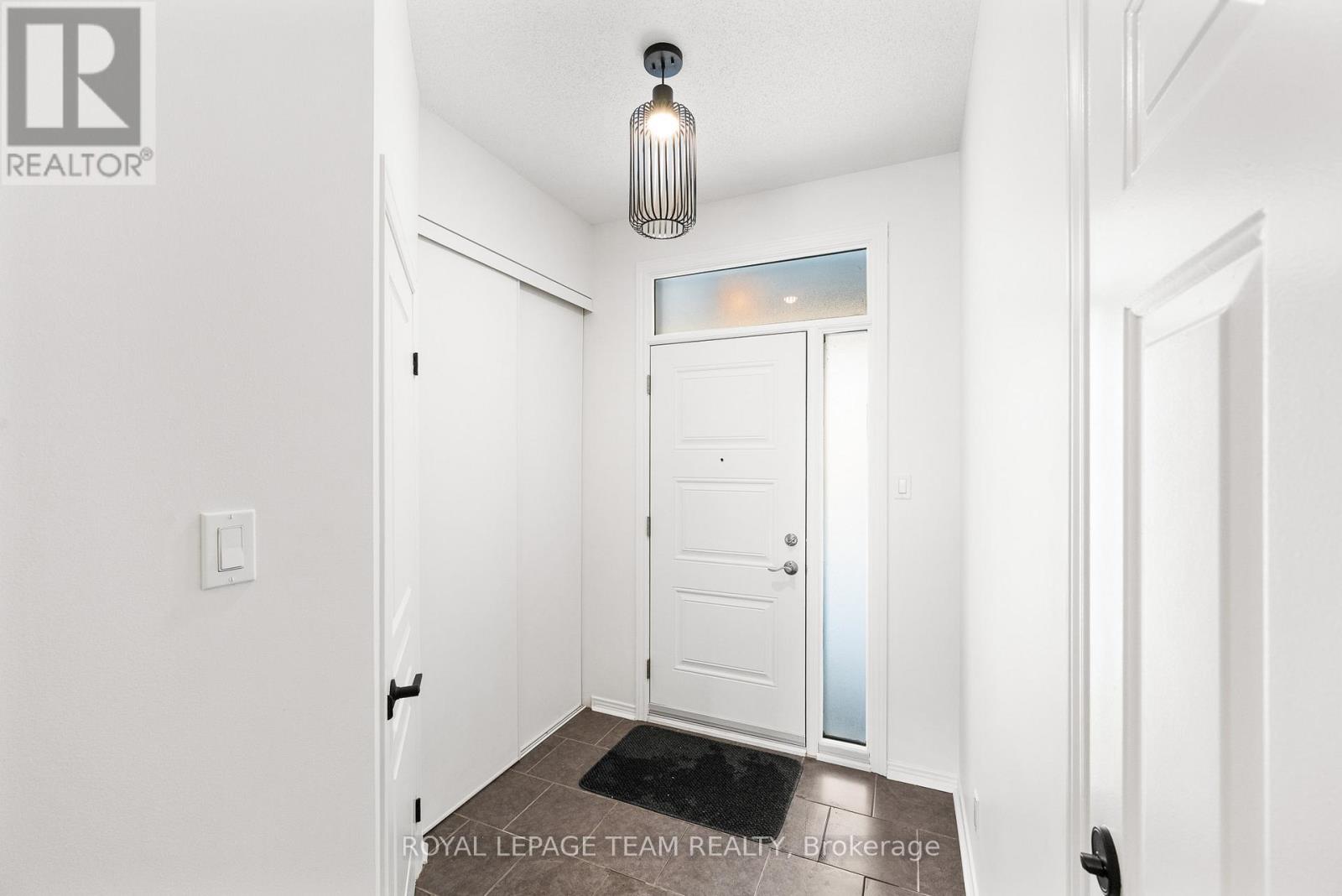 32 Bishops Mills Way