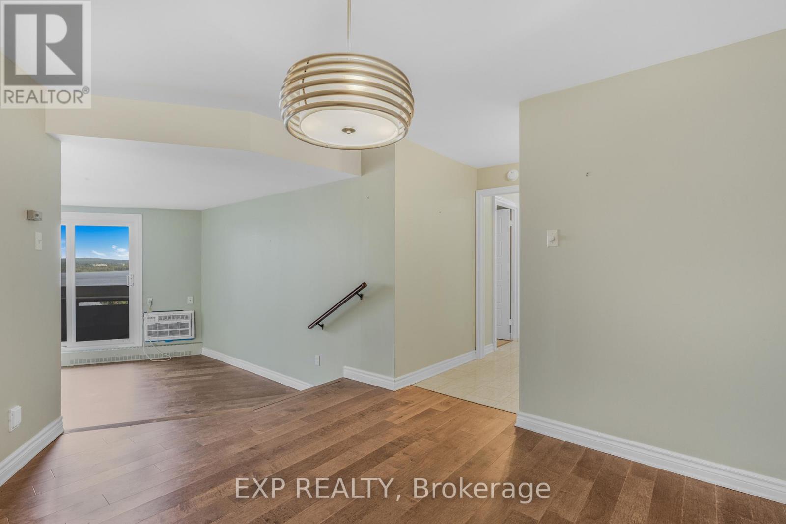 1501 - 1081 Ambleside Drive