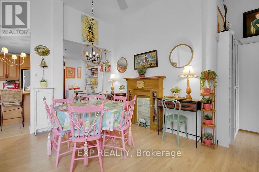 503 - 1 Rosamond Street E