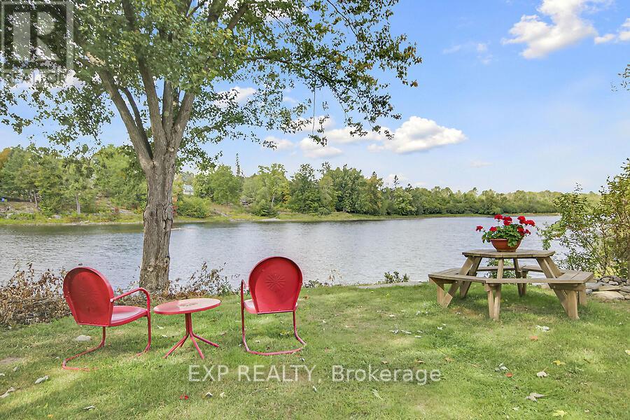 503 - 1 Rosamond Street E