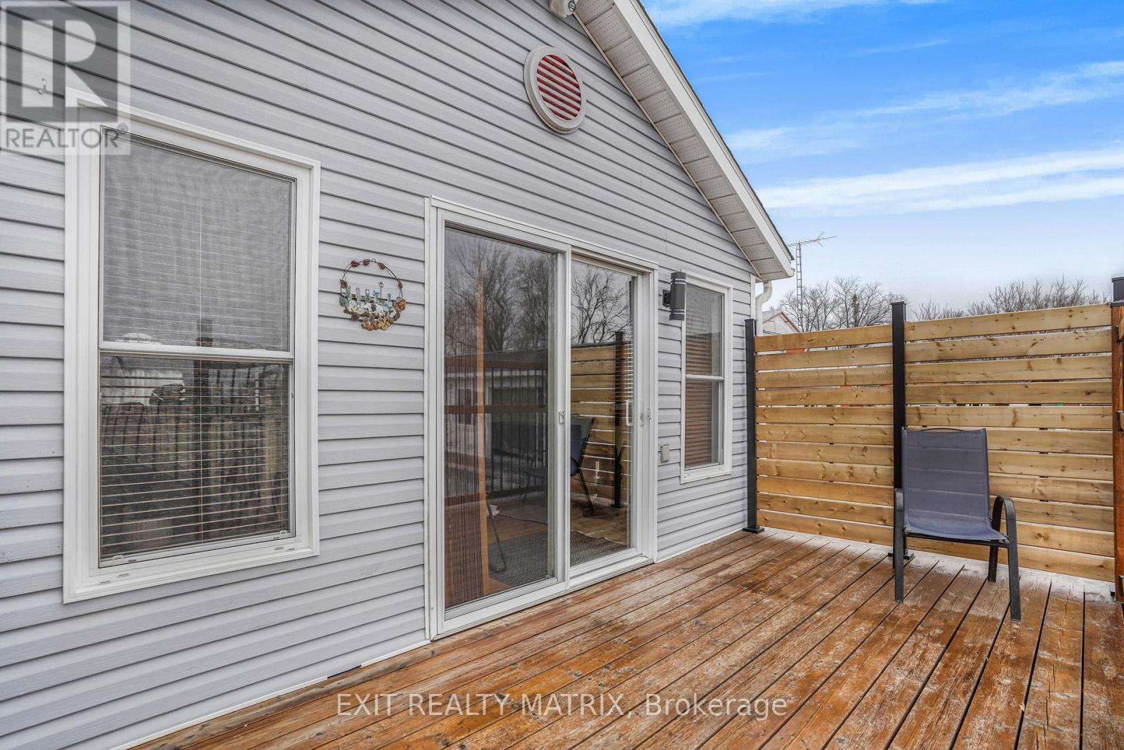 213 Longueuil Street