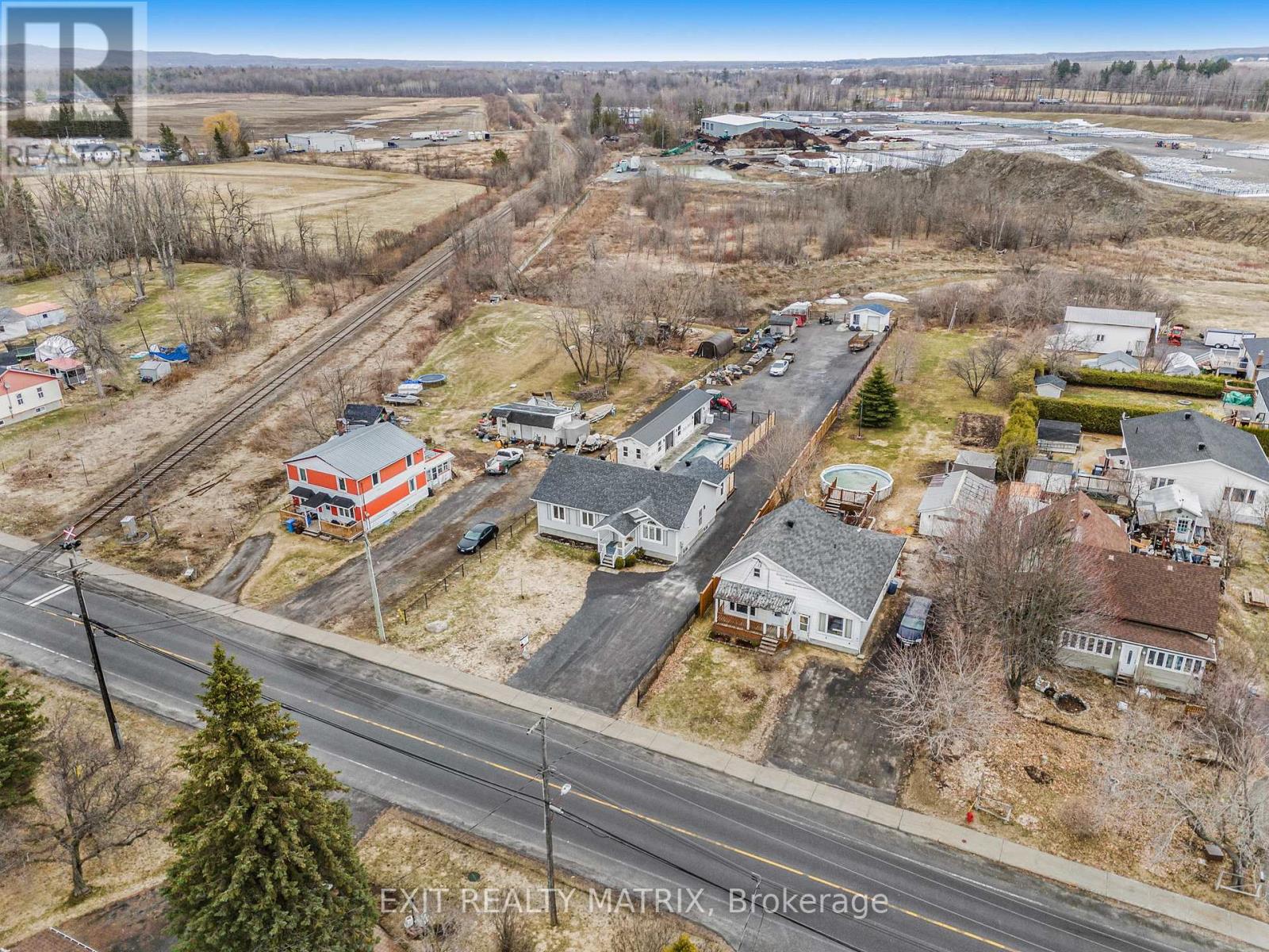 213 Longueuil Street