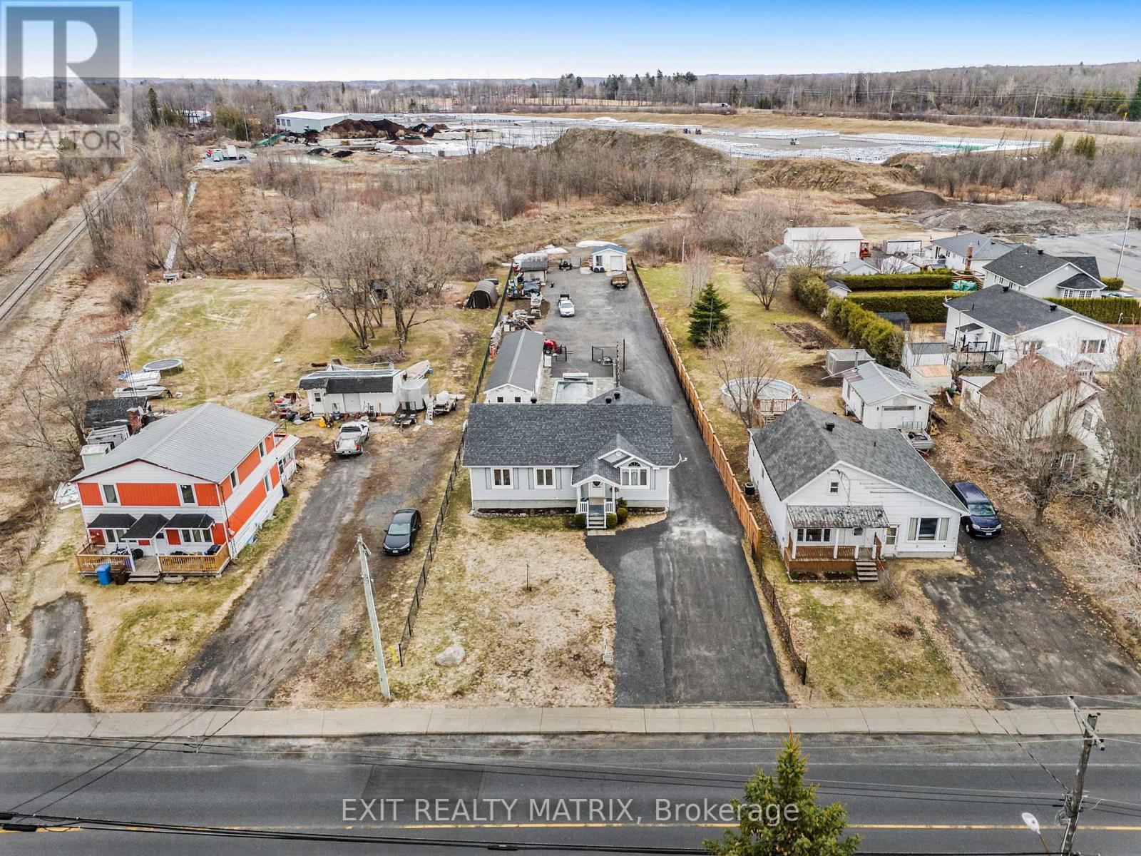 213 Longueuil Street