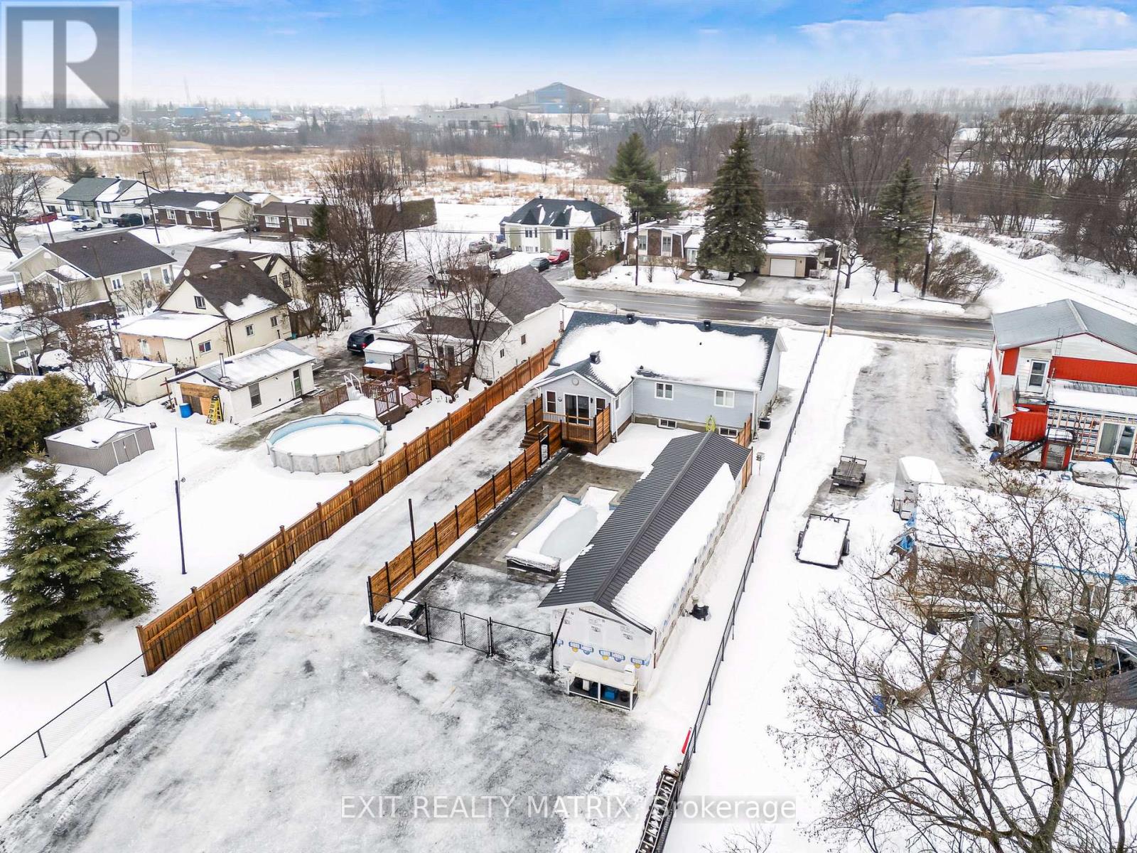 213 Longueuil Street