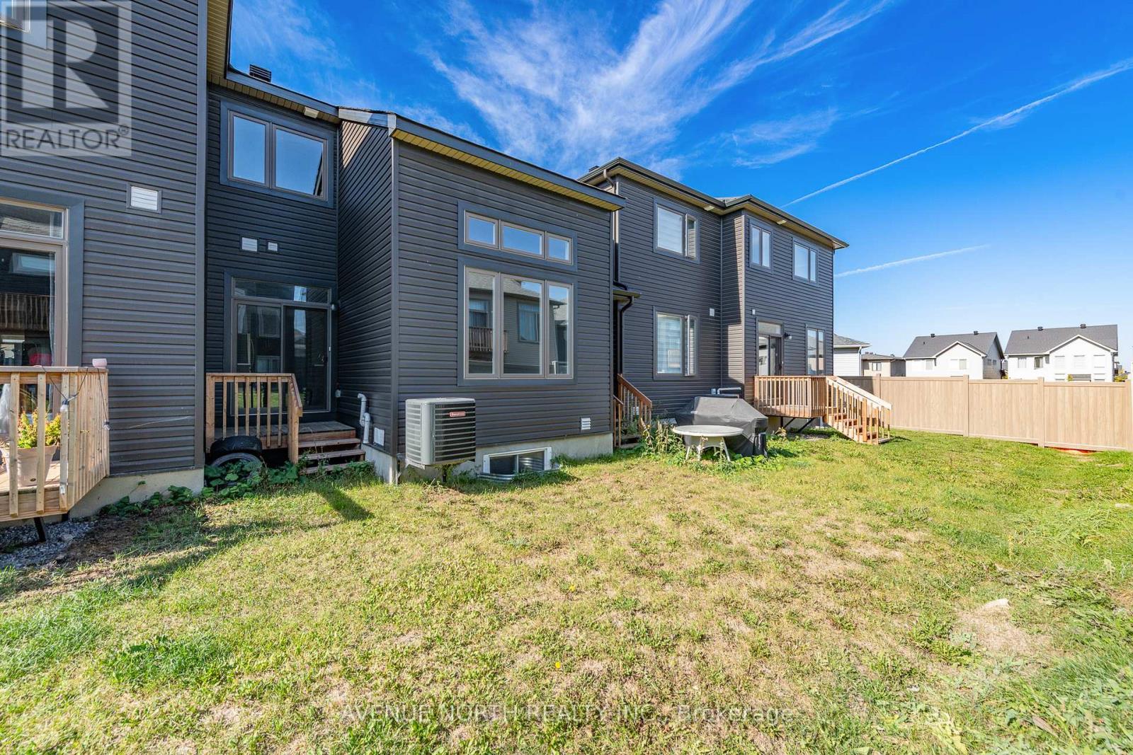 1024 Kijik Crescent