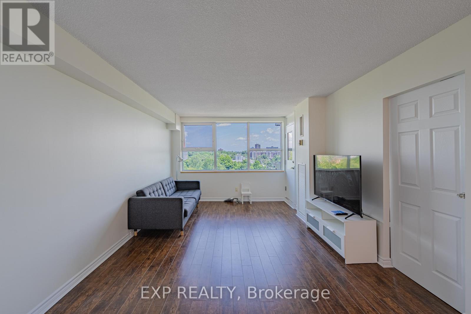 1111 - 555 Brittany Drive