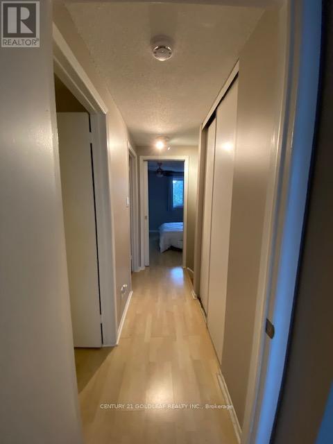 11 - 1342 Cedarcroft Crescent