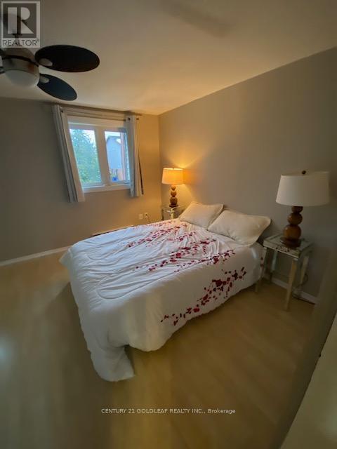 11 - 1342 Cedarcroft Crescent