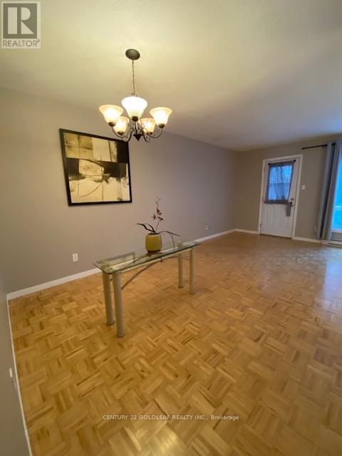 11 - 1342 Cedarcroft Crescent