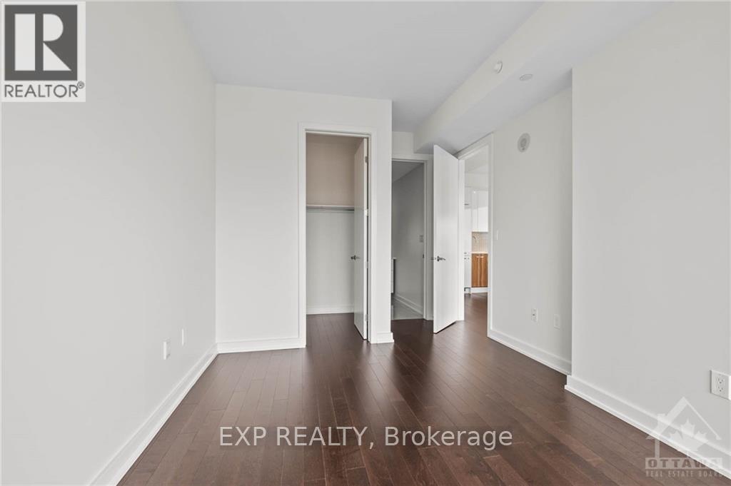 1107 - 111 Champagne Avenue S