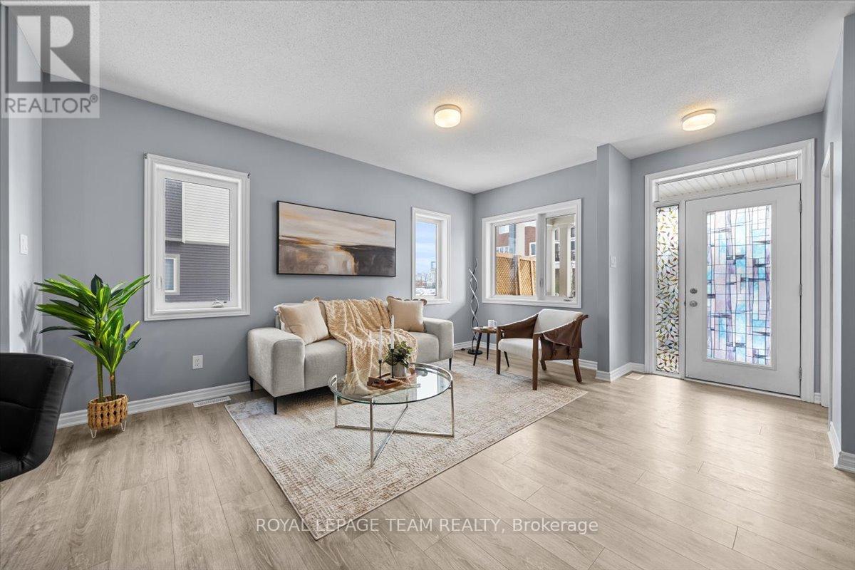 915 Nautilus Private