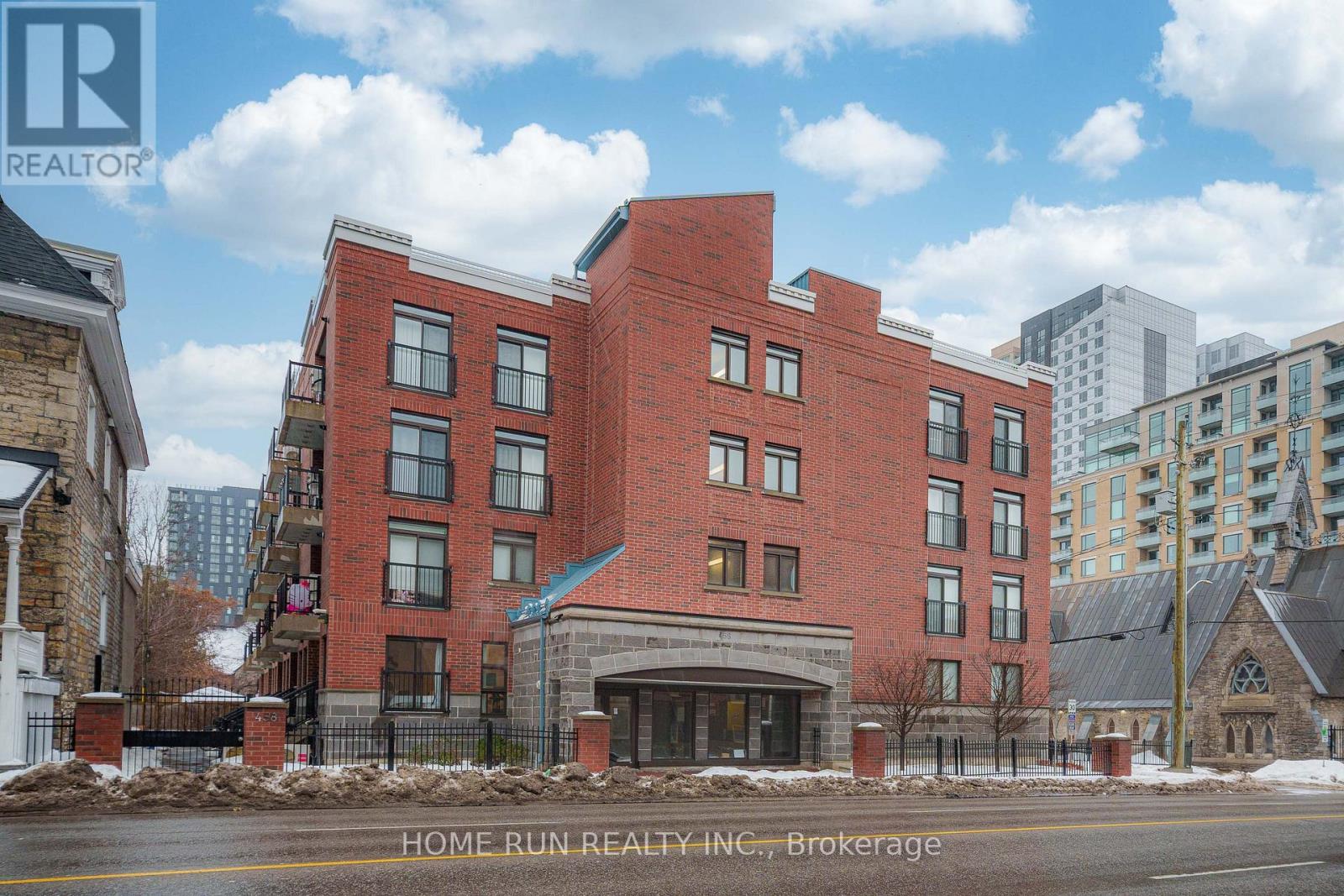 458a King Edward Avenue