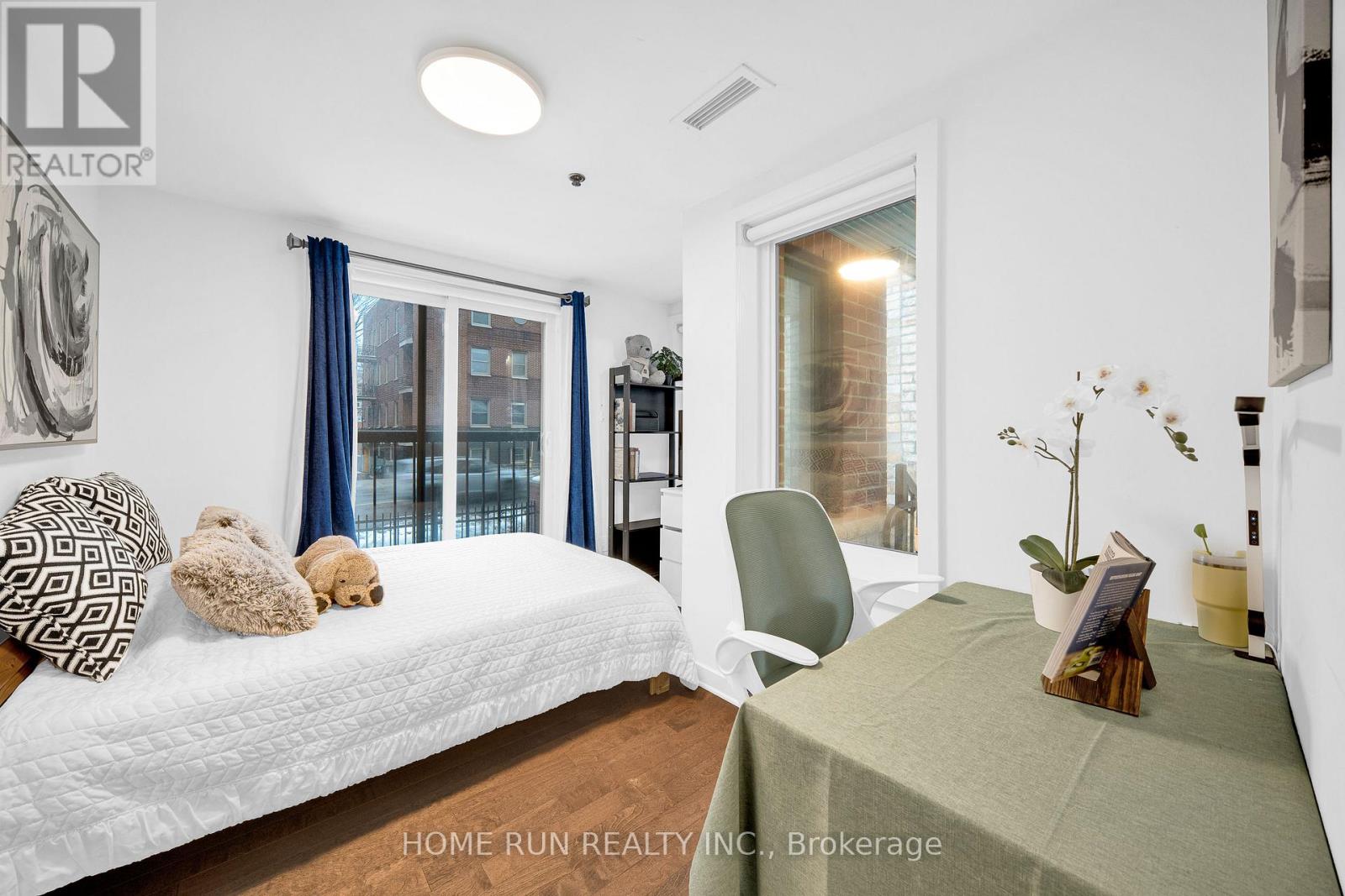 458a King Edward Avenue