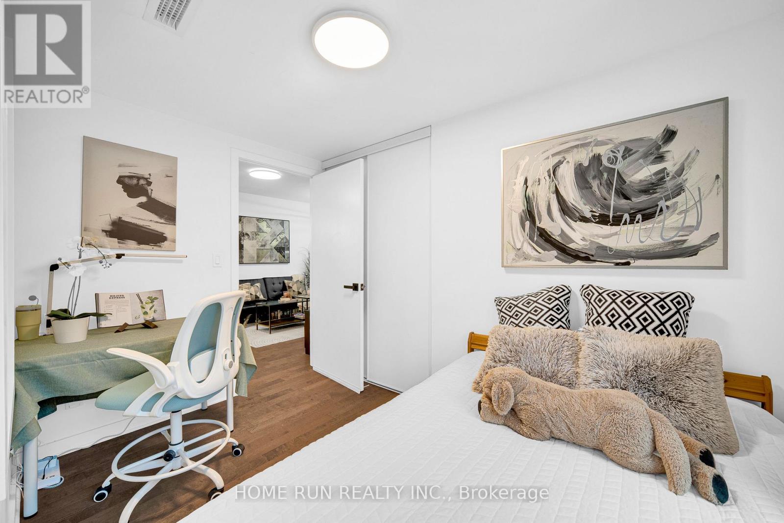 458a King Edward Avenue