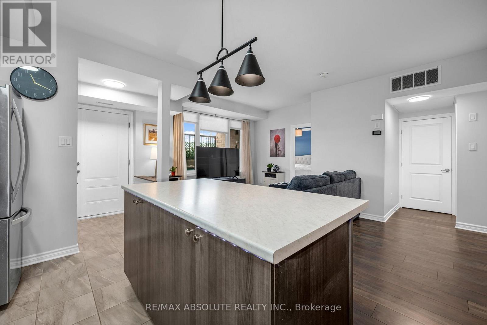 G - 40 Jaguar Private