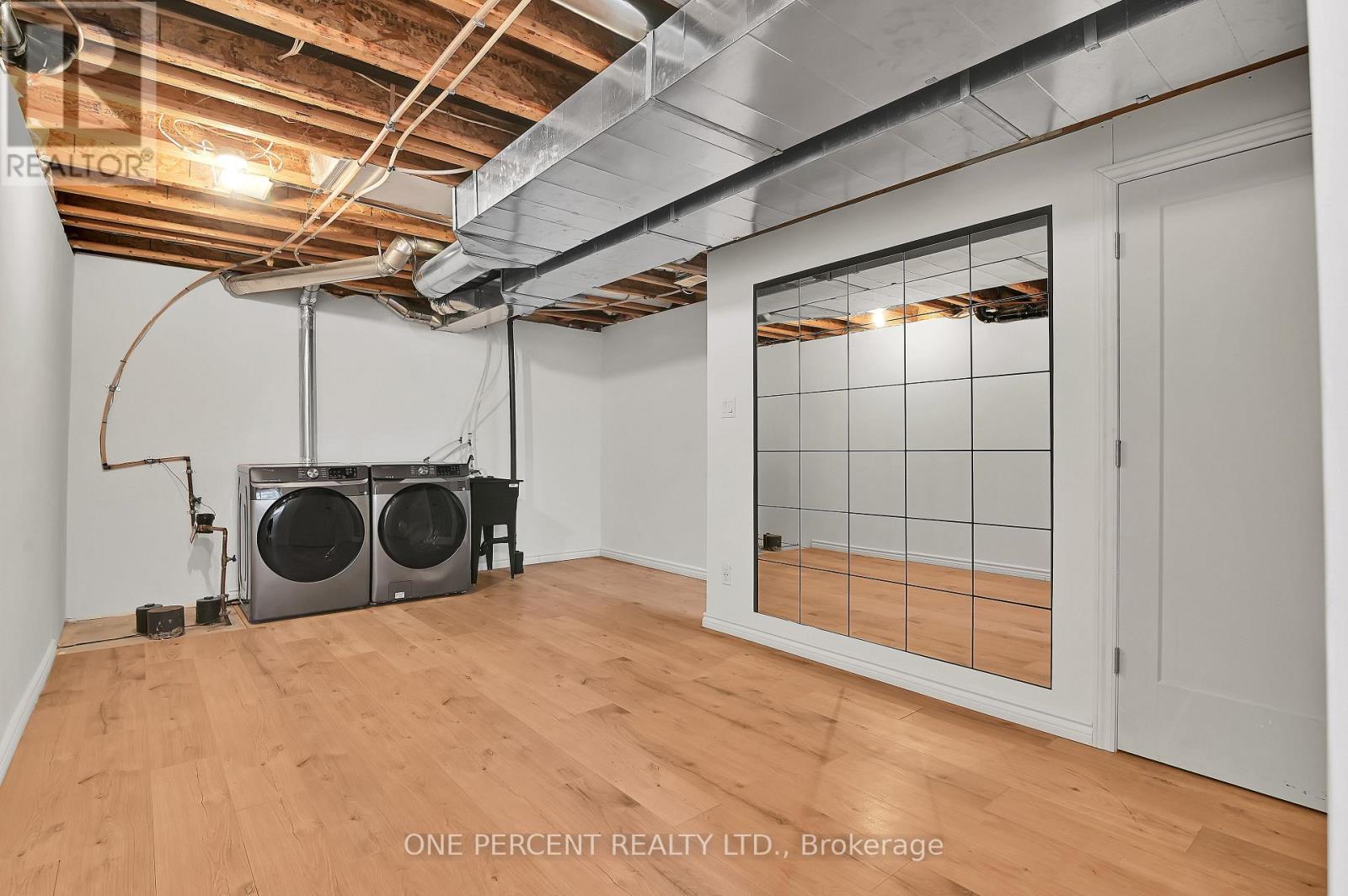 563 Burleigh Private