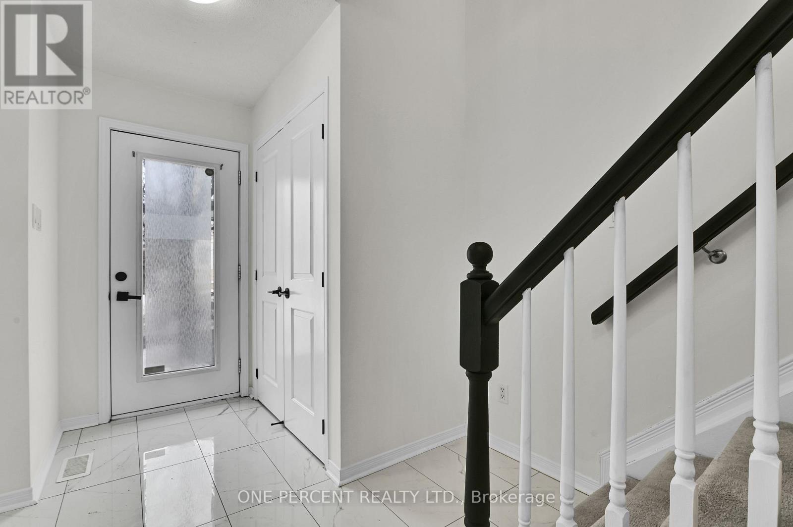 563 Burleigh Private