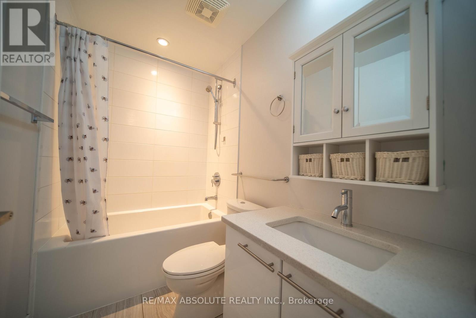 607 - 360 Patricia Avenue