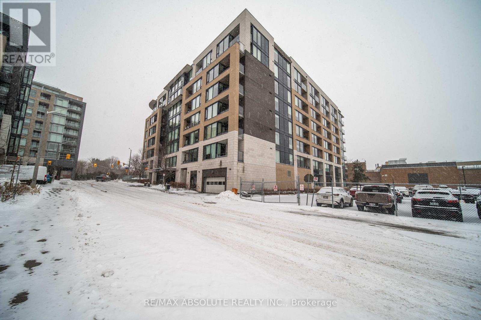 607 - 360 Patricia Avenue