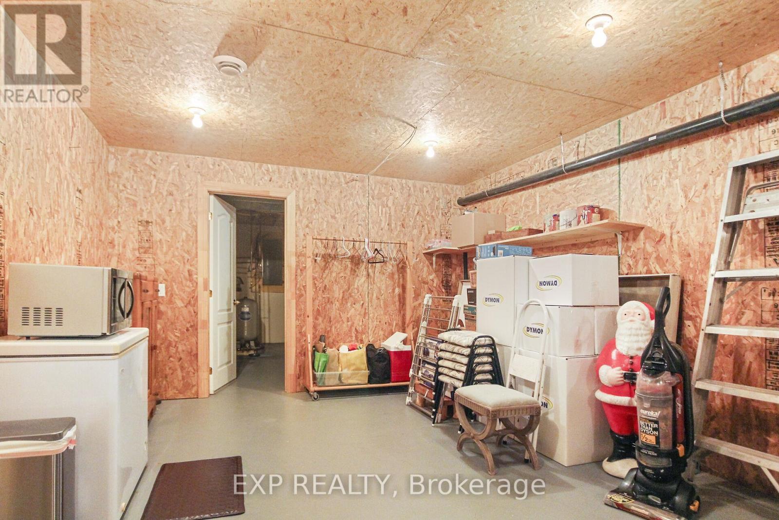 2186 Clyde Lake Road