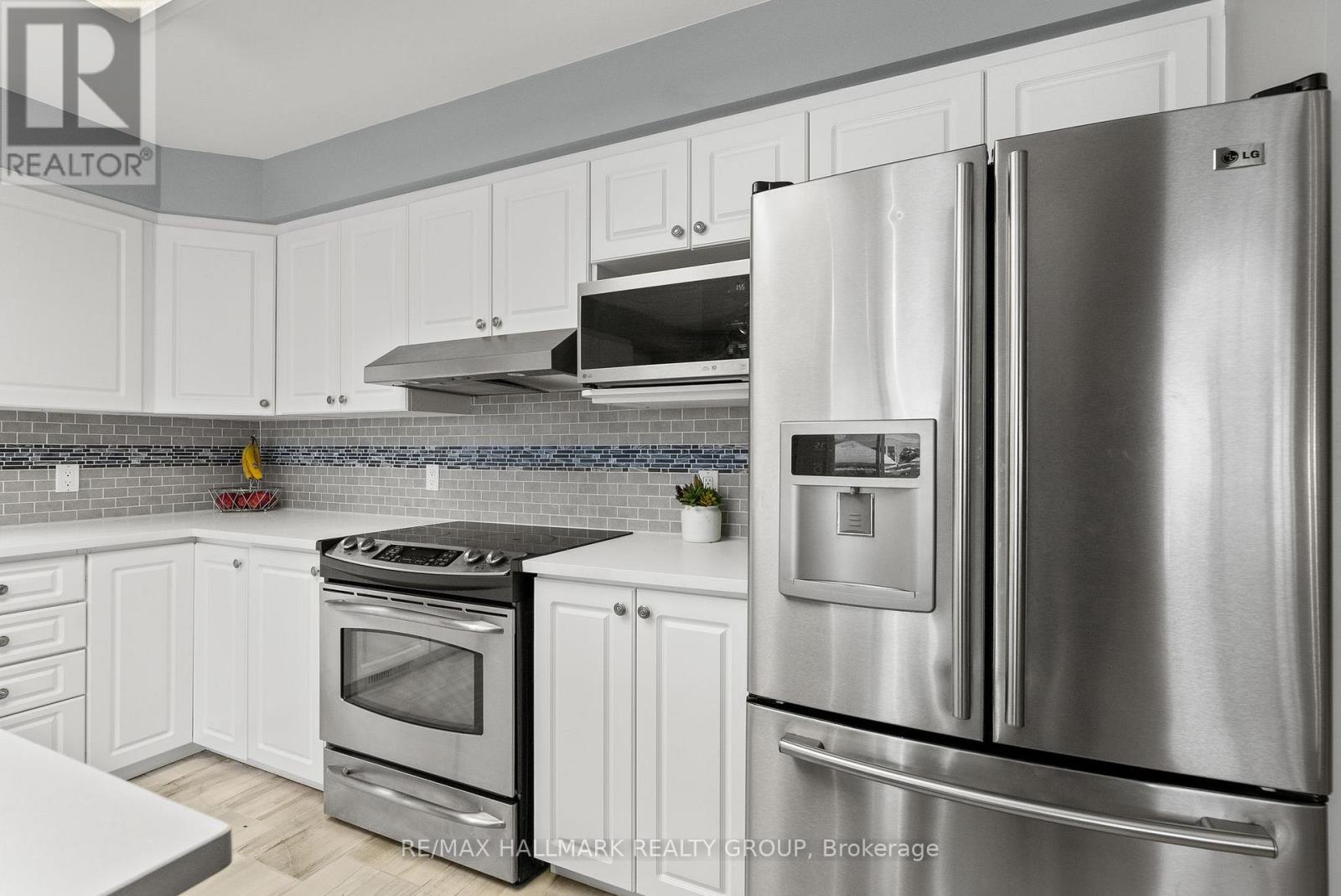 9 New Deighton Crescent